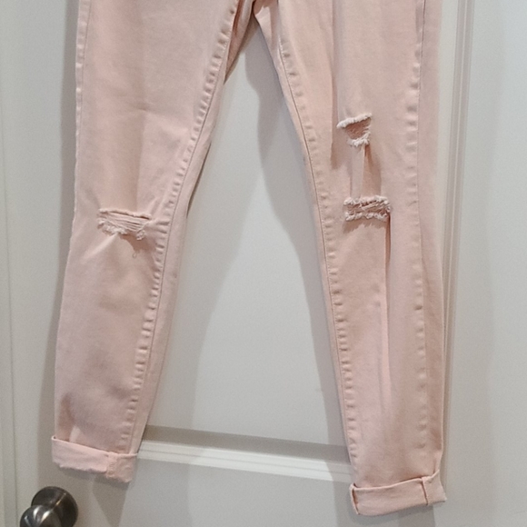 Old Navy Jeans - Picture 2 of 7